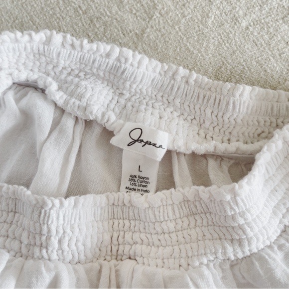 2 Piece Lounge Outfit Matching Set Linen Shorts and Crop Top - Picture 7 of 9